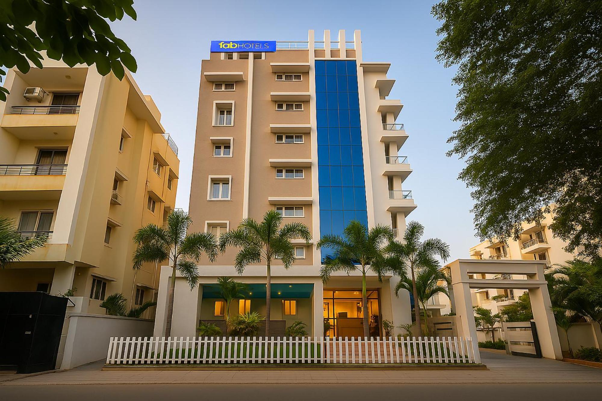 Fabhotel The Botanica - Nr Hyderabad Central University, Kondapur Kondapur  المظهر الخارجي الصورة